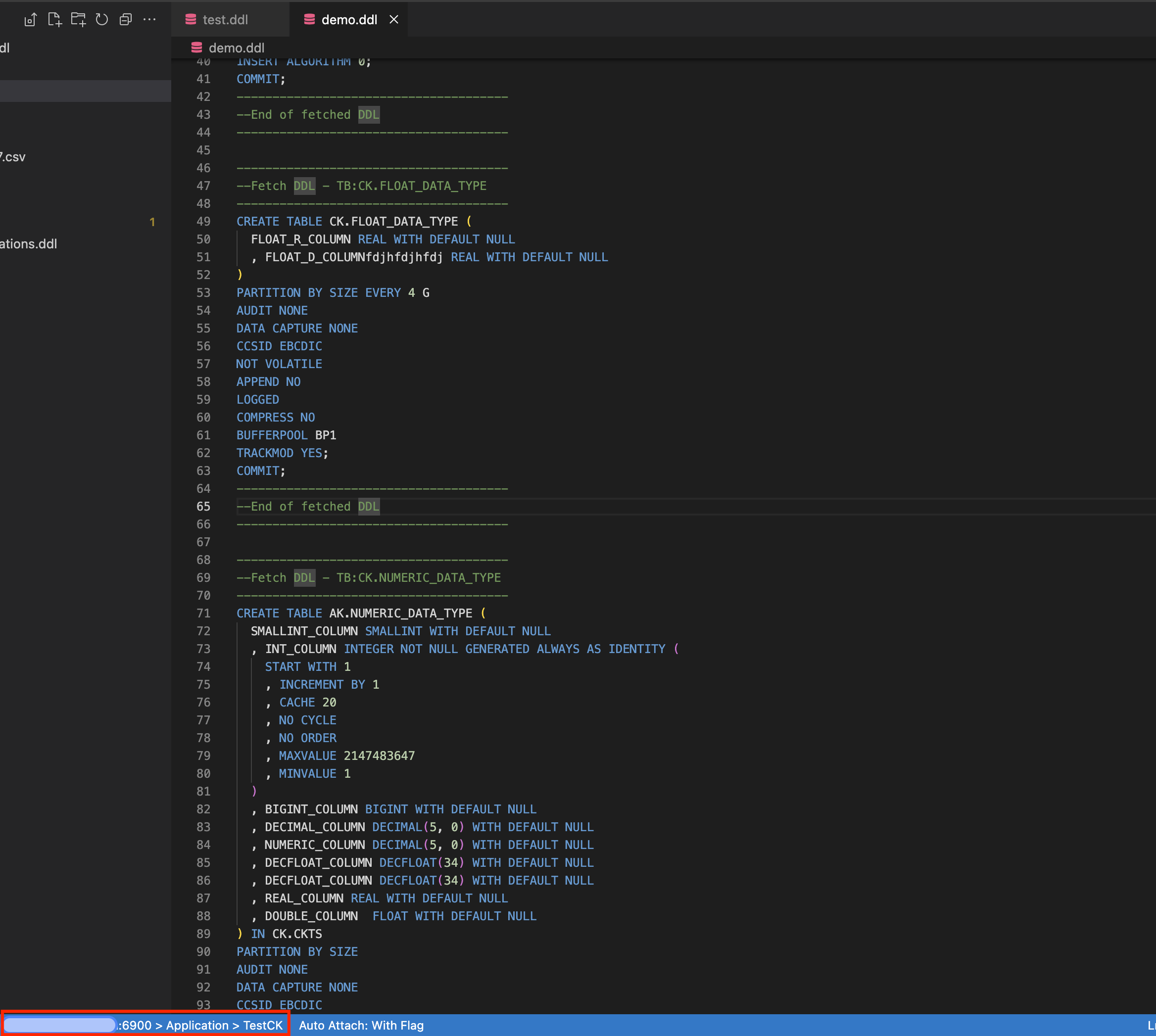 VS code status bar indicating server connection with application